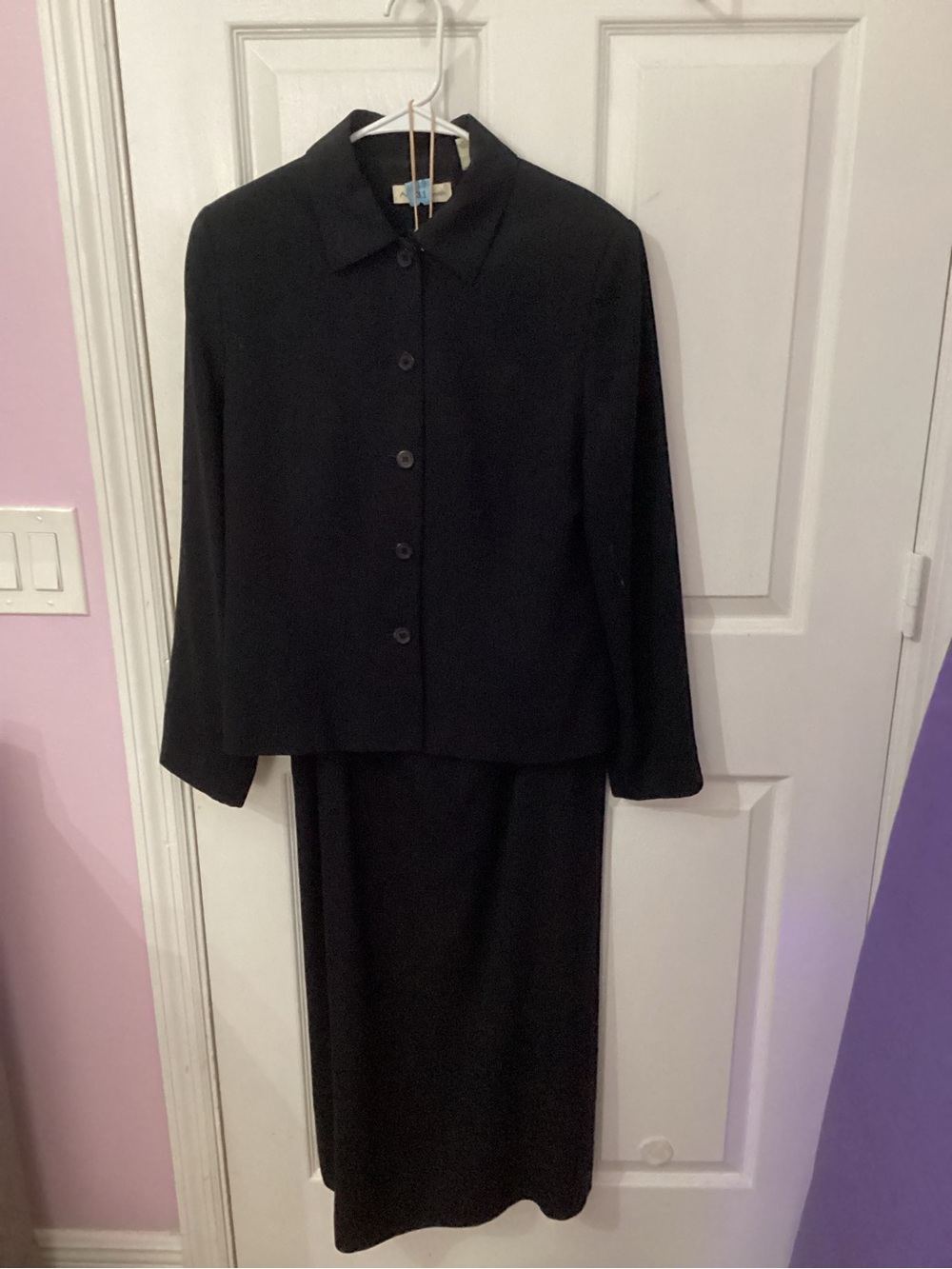 Amanda Smith Black Two-Piece Skirt Suit